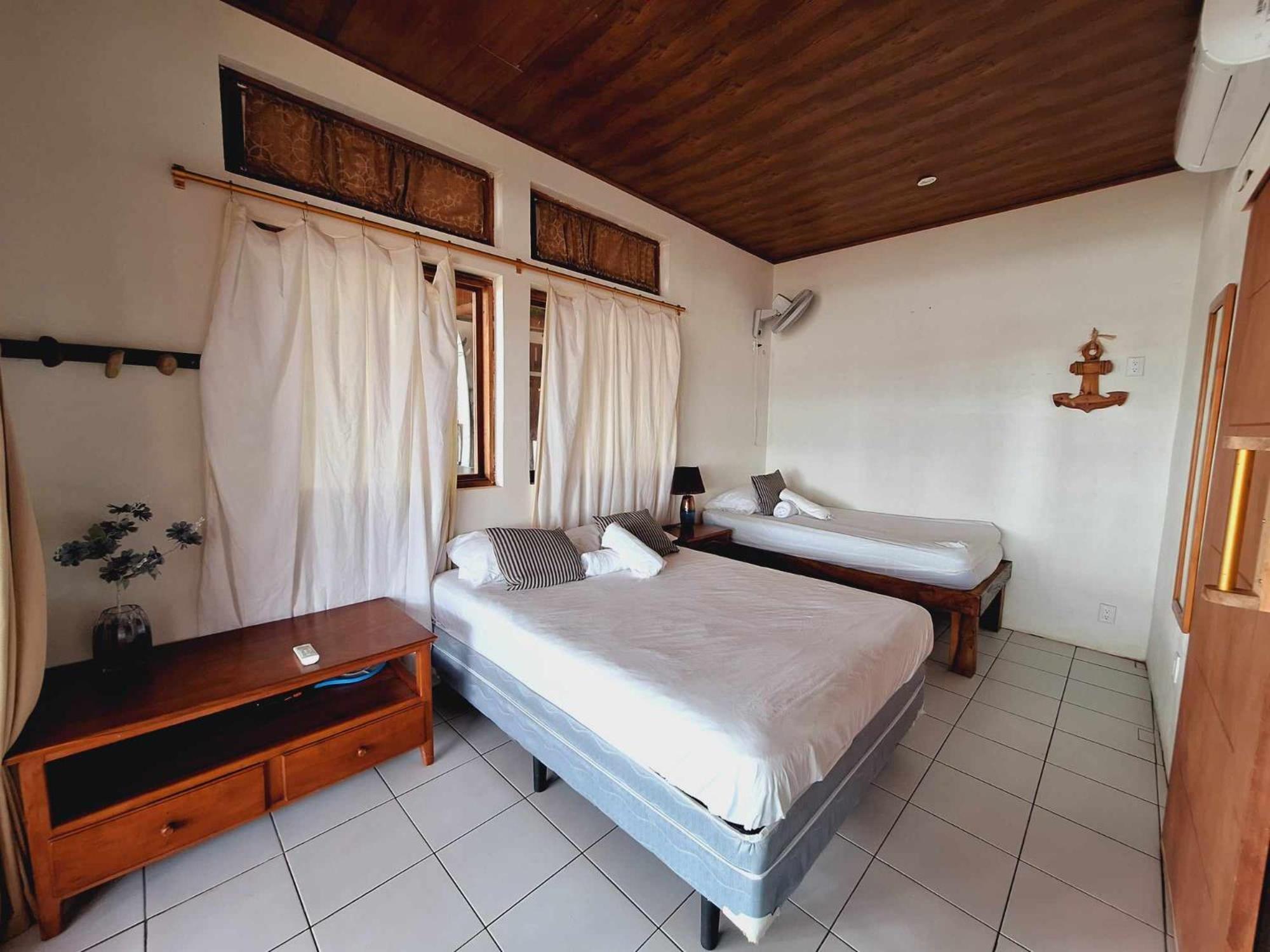 Sirena Surf Lodge Miramar Nicaragua Luaran gambar