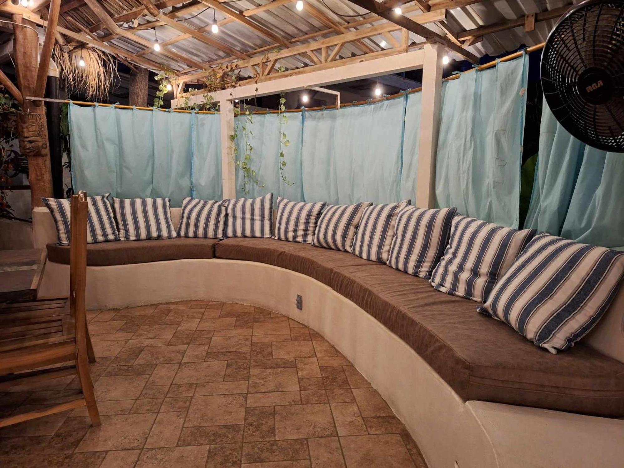 Sirena Surf Lodge Miramar Nicaragua Luaran gambar
